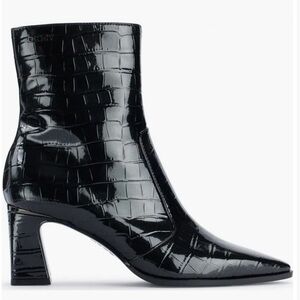 DKNY Sunny Pointed Toe Bootie - Size 11 ✨ in Excellent Condition Ready to Ship✅